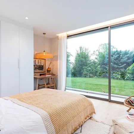 Futuriste - Exceptional With Panoramic View *